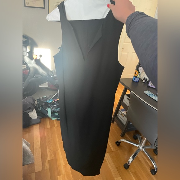 Ann Taylor Mid leg length dress Size 6. Barely worn. Basically new. - Picture 1 of 3